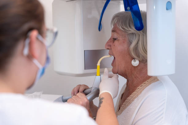 Best Weekend Emergency Dentist in Friendswood, TX