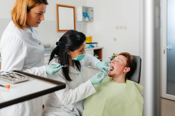 Best Emergency Cosmetic Dentistry in Friendswood, TX